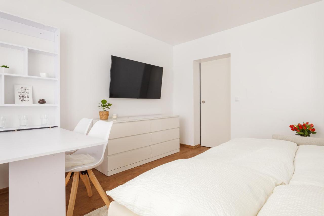 Design Apartment / 2 Room / Central / Contactless Check-In ฮันโนเวอร์ ภายนอก รูปภาพ