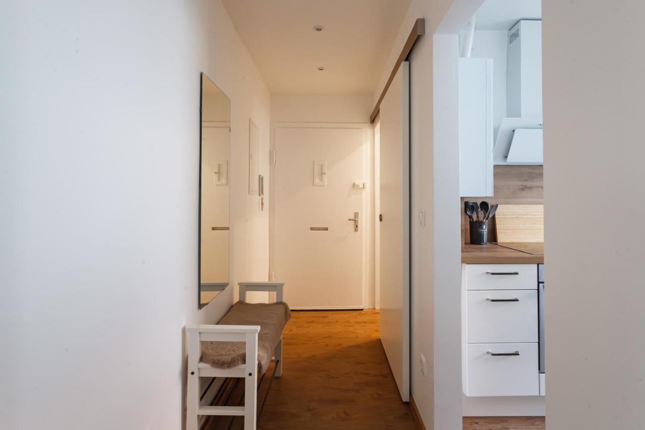 Design Apartment / 2 Room / Central / Contactless Check-In ฮันโนเวอร์ ภายนอก รูปภาพ